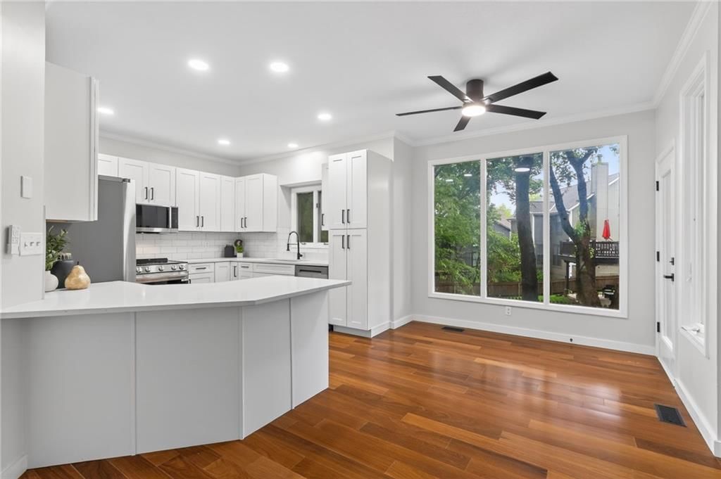 13201 BENSON Street — photo 14