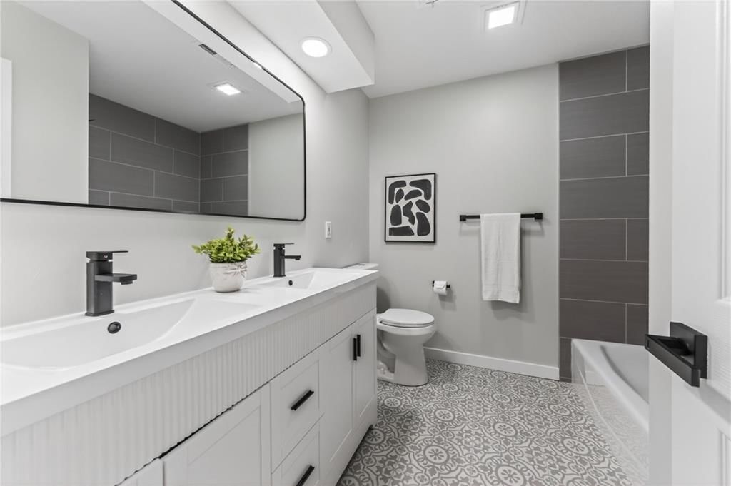 13201 BENSON Street — photo 37