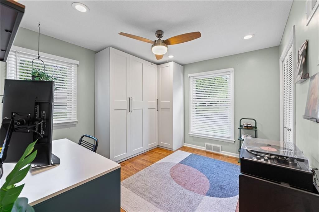9520 Carter Drive — photo 26