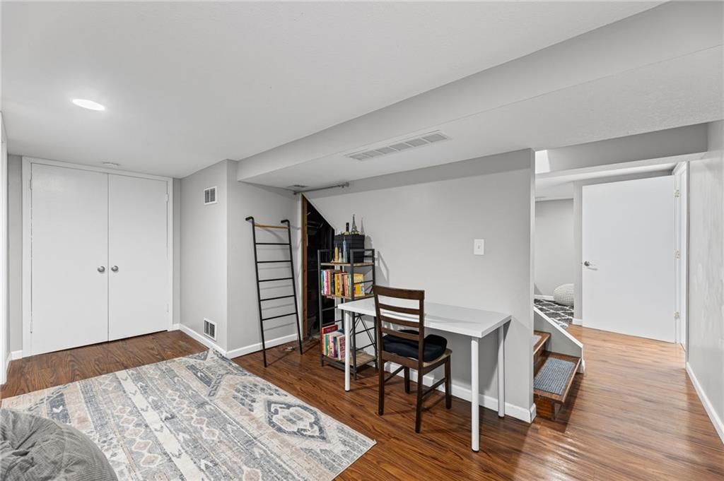 9520 Carter Drive — photo 28