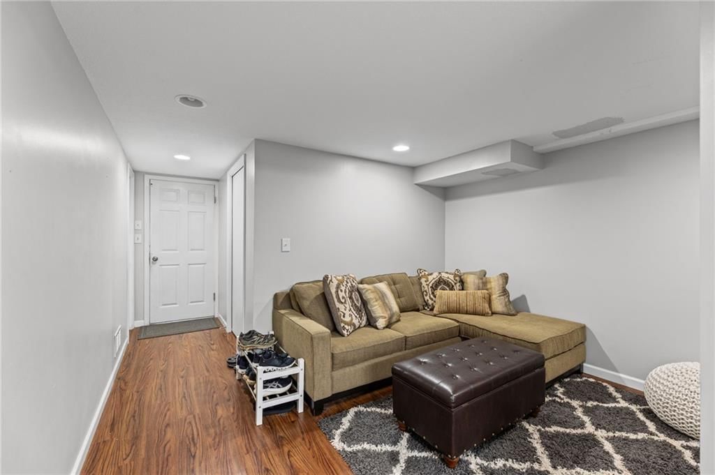 9520 Carter Drive — photo 30