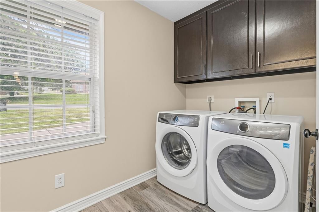 2418 N 88th Drive — photo 13