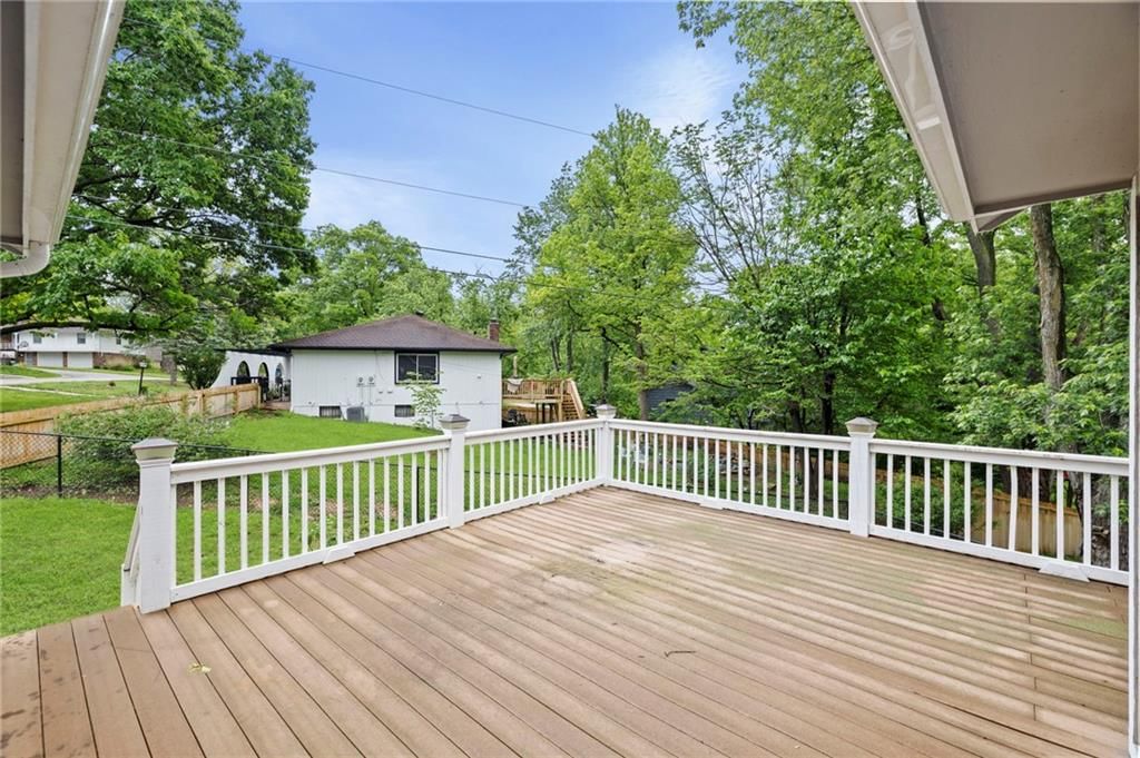 2418 N 88th Drive — photo 36