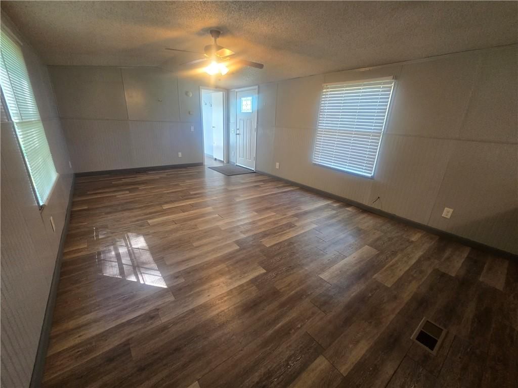 120 Maple Lane — photo 5