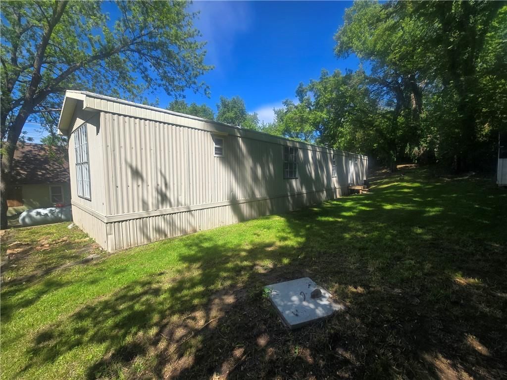 120 Maple Lane — photo 34