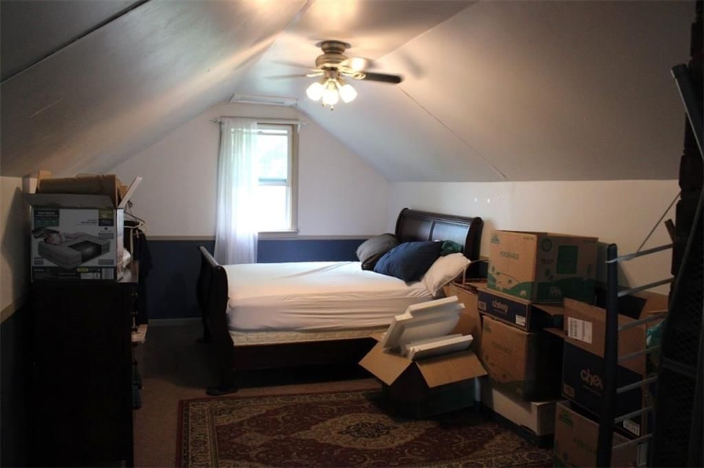 204 W Kansas Street — photo 12