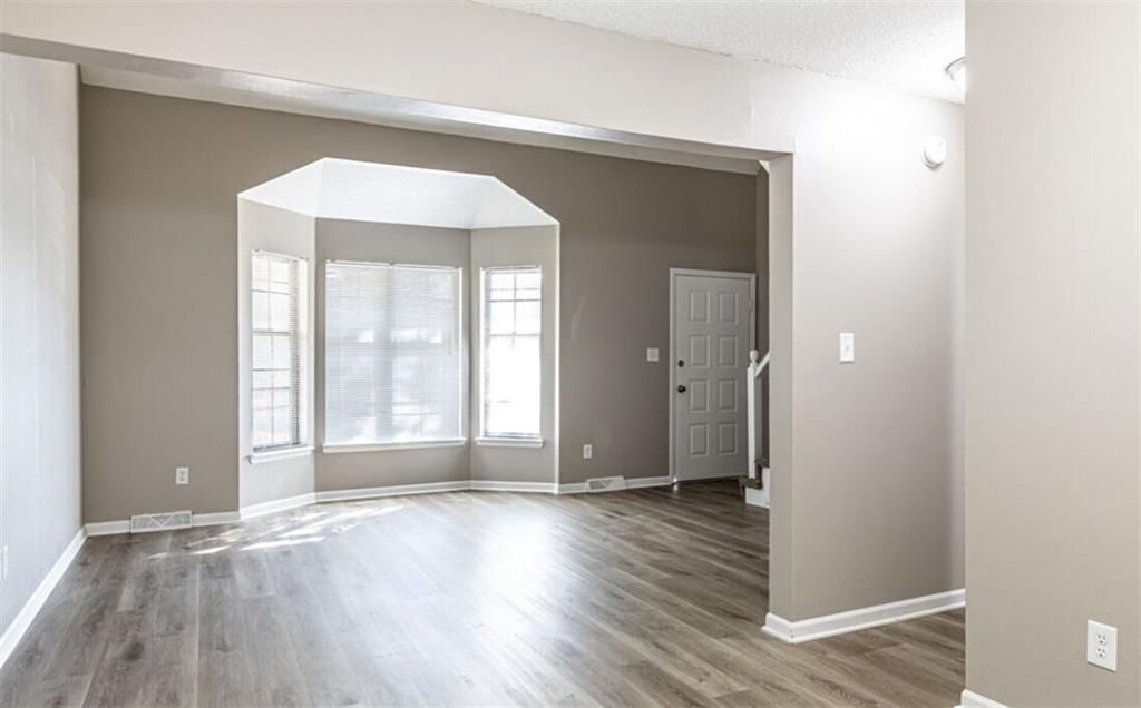 9730 Locust Street — photo 16