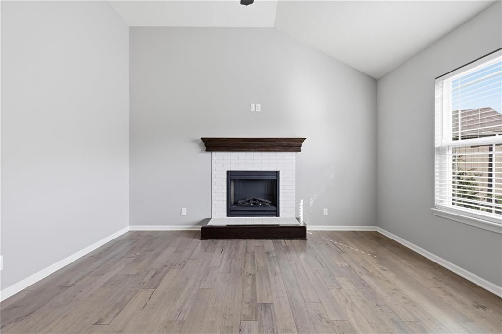 404 Timbercreek Drive — photo 6