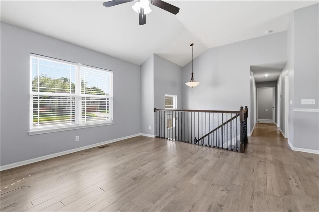 404 Timbercreek Drive — photo 8