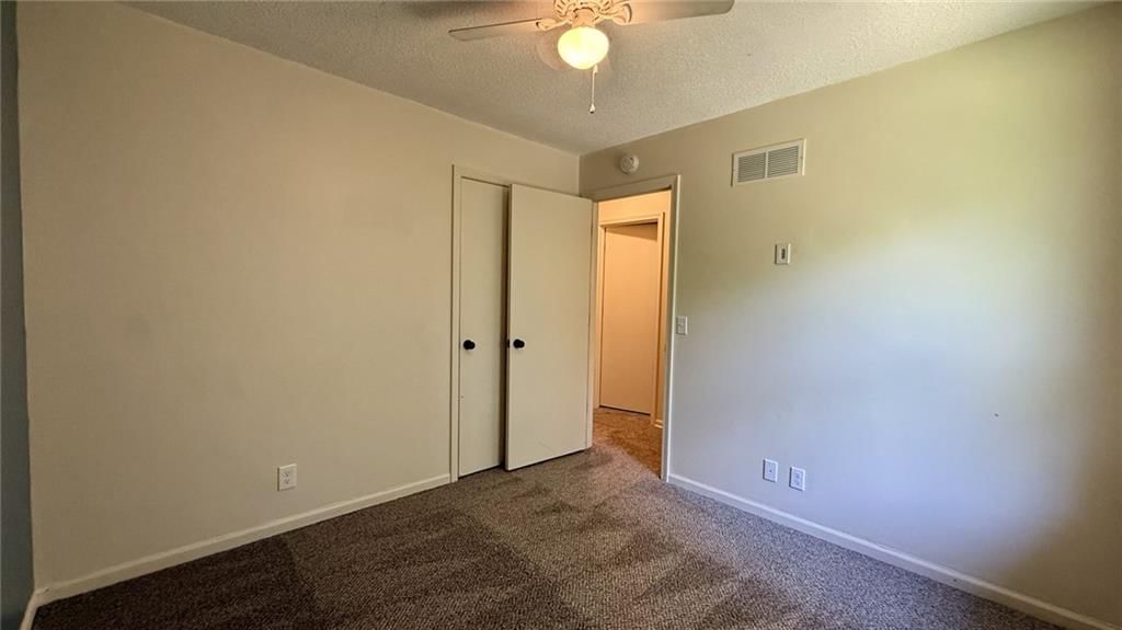 1806 Gates Drive W — photo 17