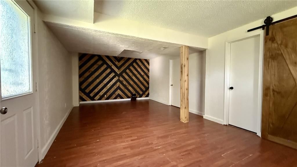 1806 Gates Drive W — photo 20