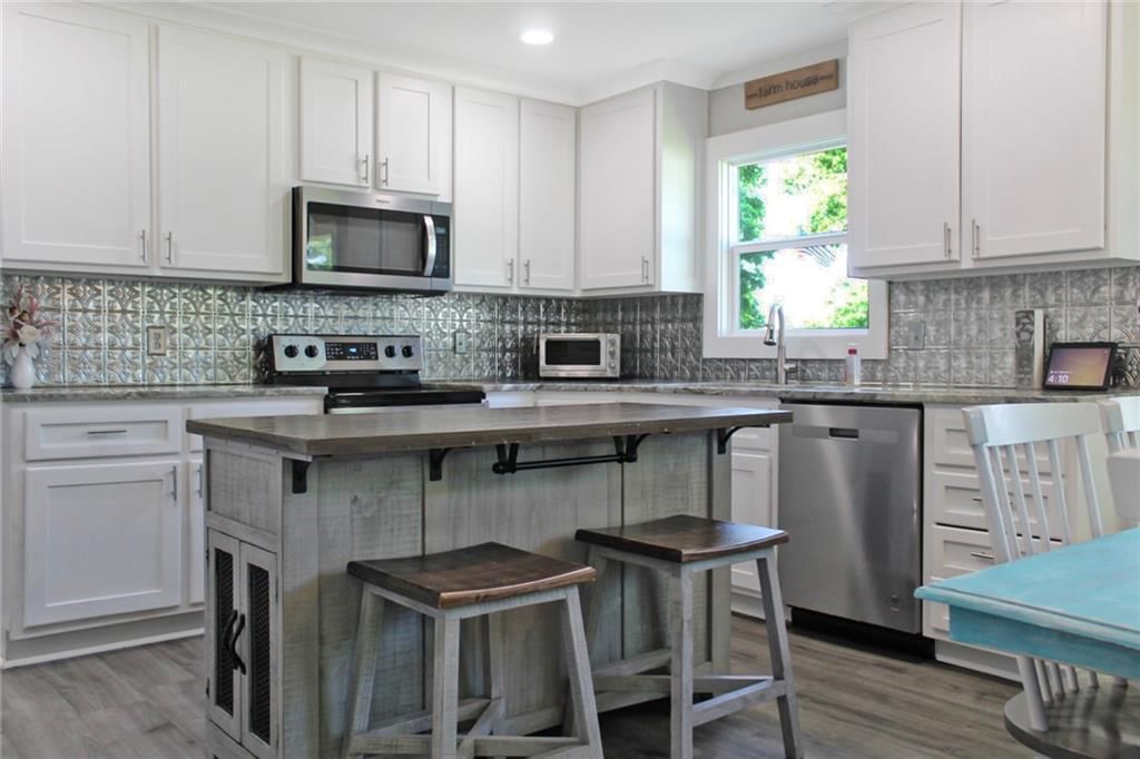705 Main Street — photo 14