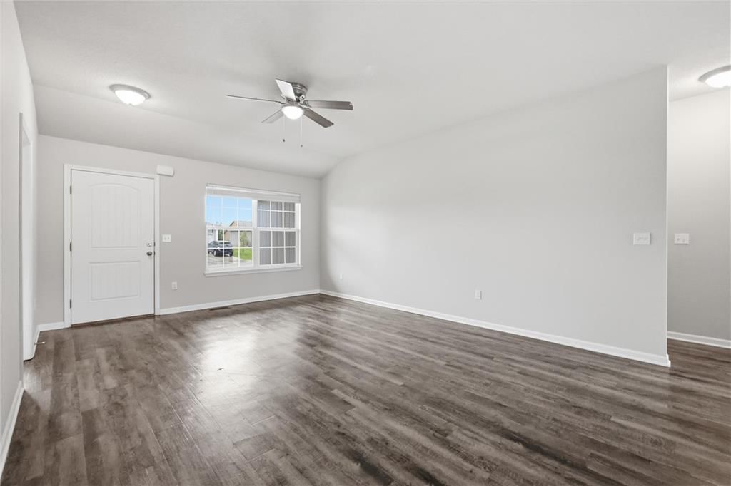 737 S Cypress Street — photo 8
