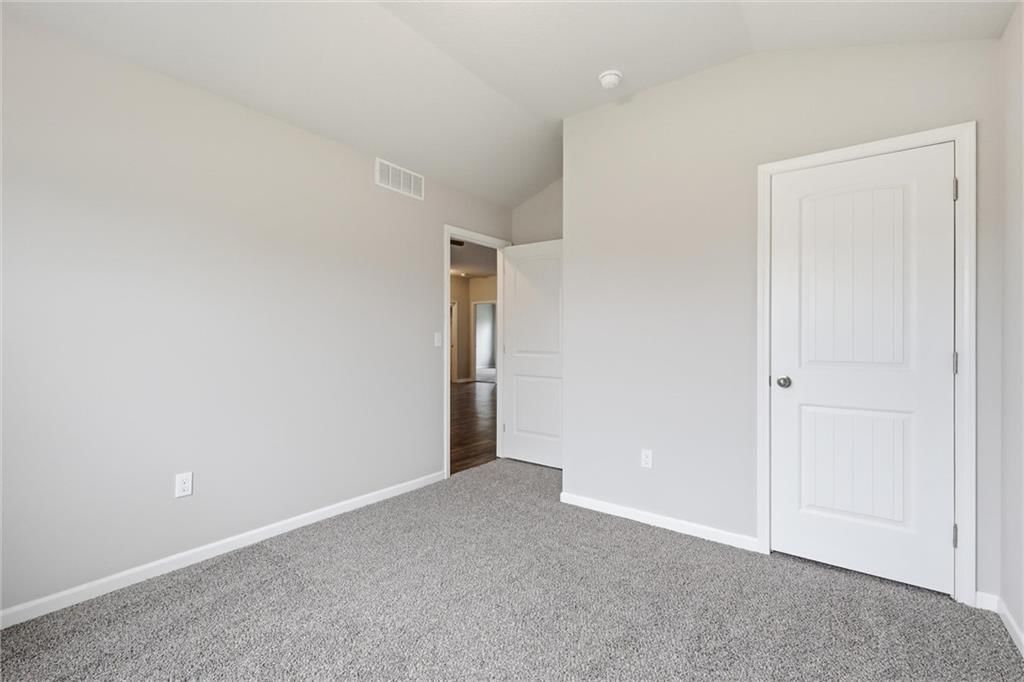 737 S Cypress Street — photo 19