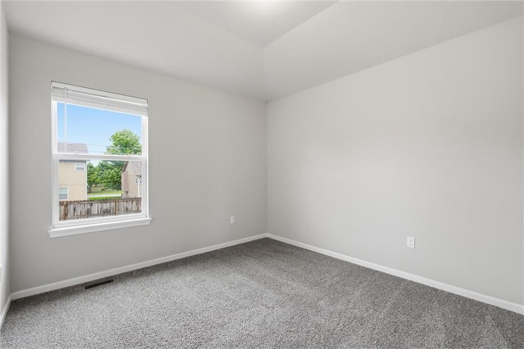 737 S Cypress Street — photo 23