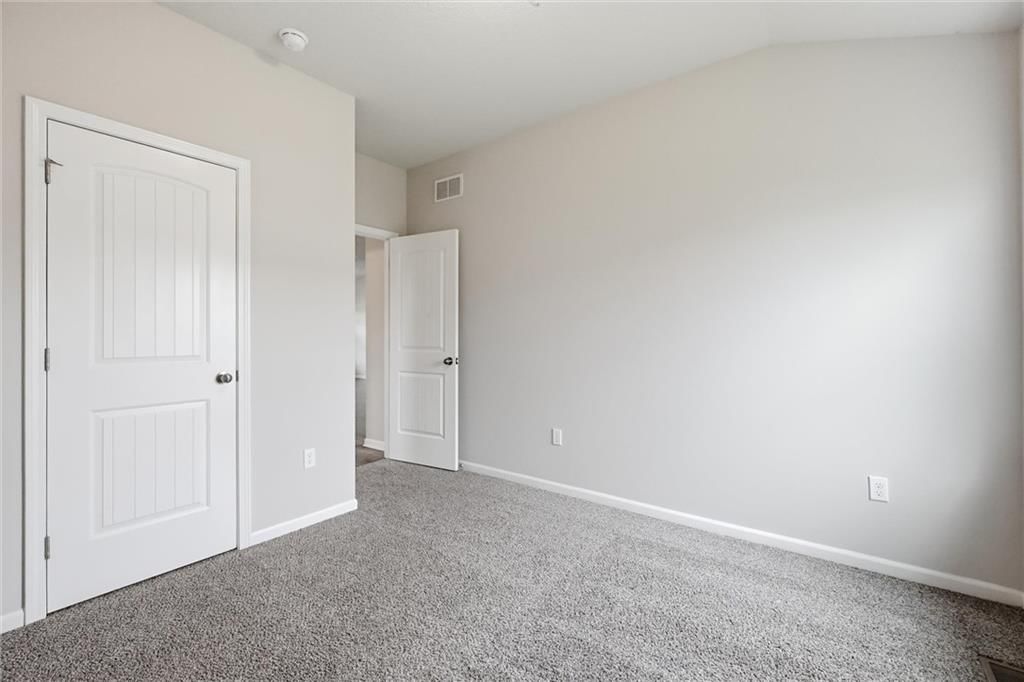 737 S Cypress Street — photo 24