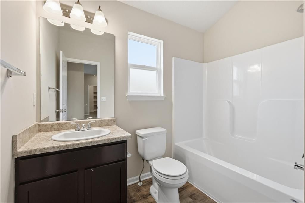 737 S Cypress Street — photo 25