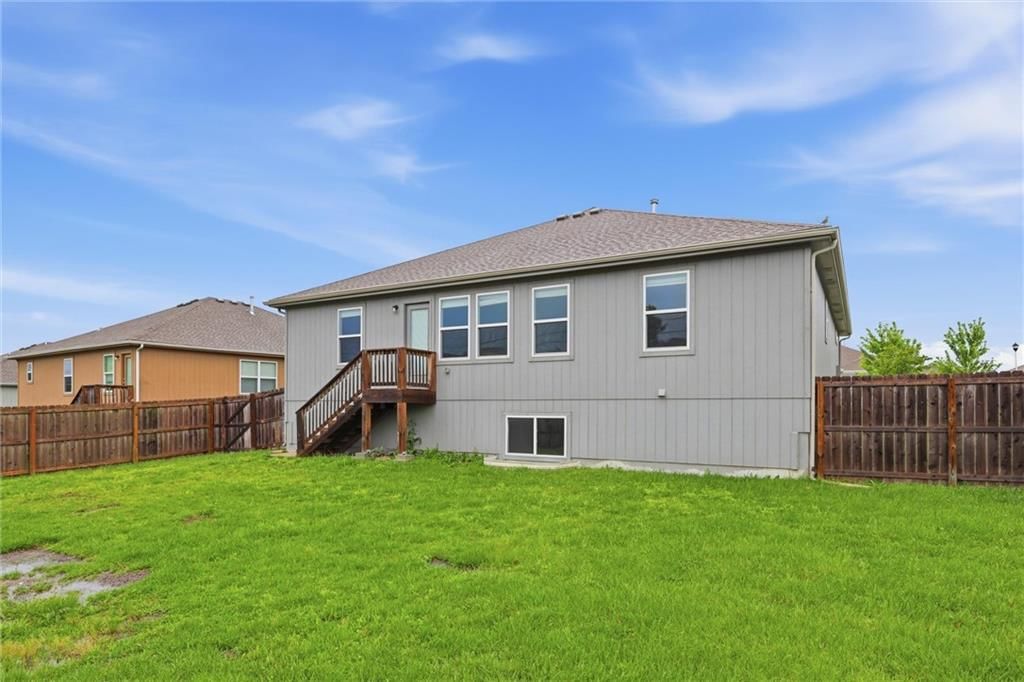 737 S Cypress Street — photo 29