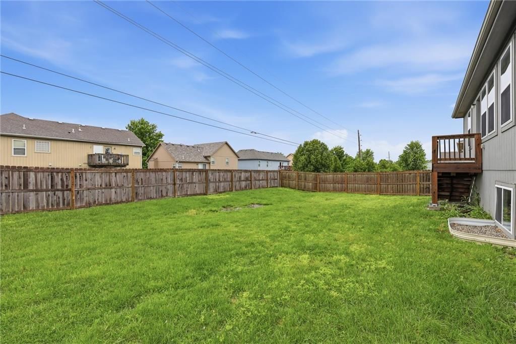 737 S Cypress Street — photo 30
