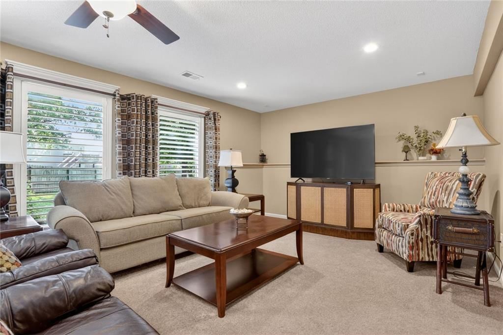 11107 N MADISON Court — photo 18