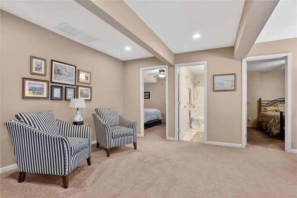 11107 N MADISON Court — photo 20
