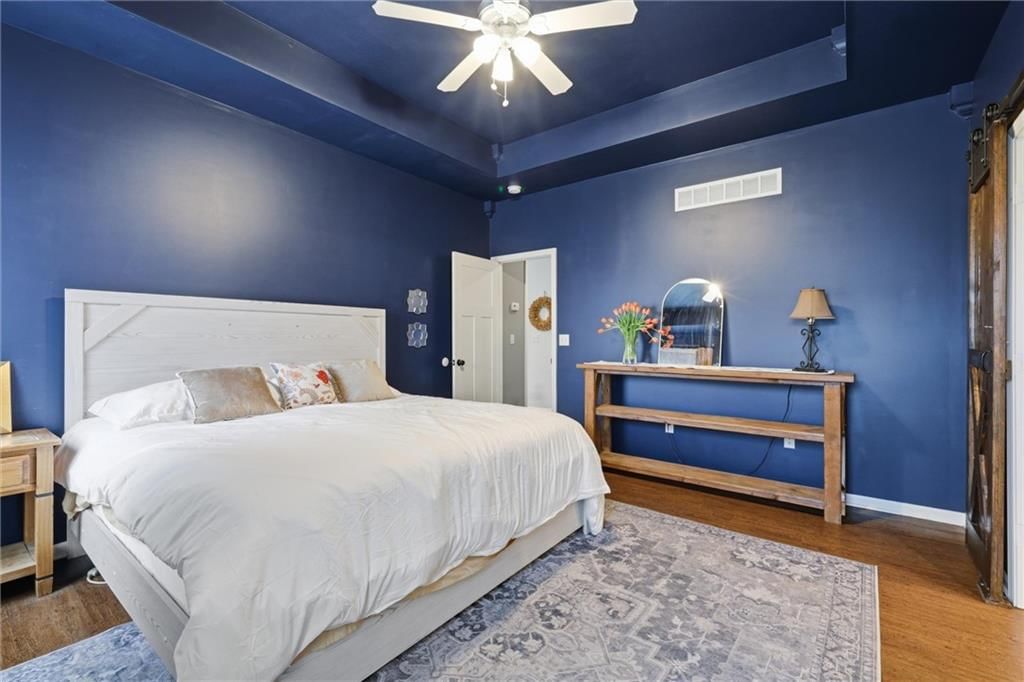 315 N Laurel Street — photo 16