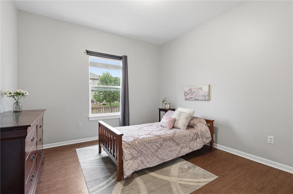 315 N Laurel Street — photo 19
