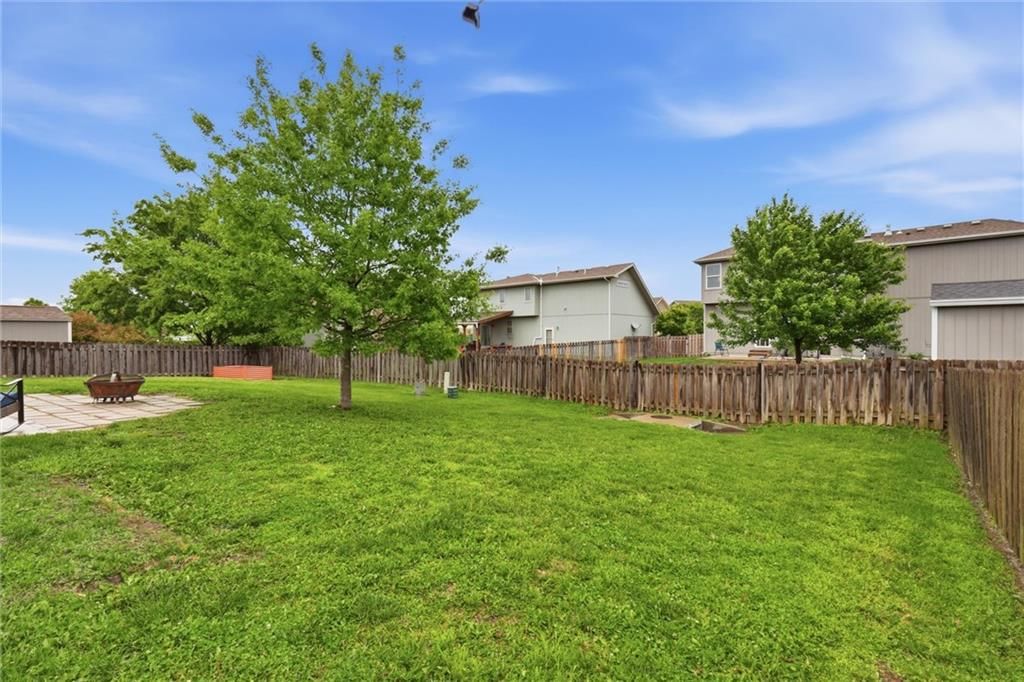 315 N Laurel Street — photo 30
