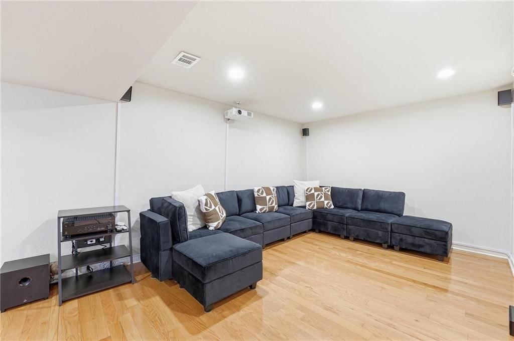 813 Emerson Drive — photo 34