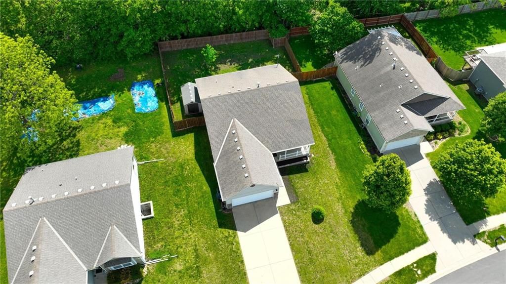 813 Emerson Drive — photo 41
