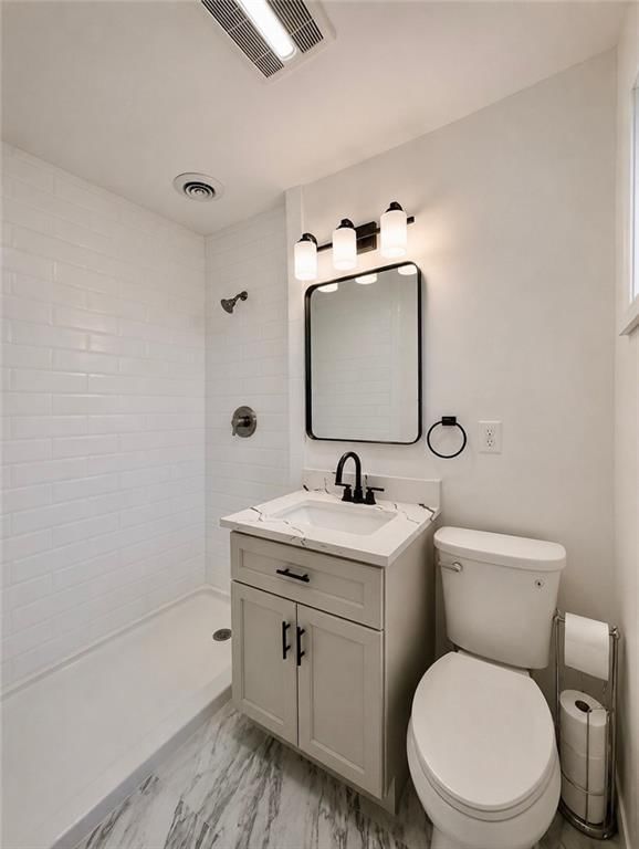 311 Jackson Avenue — photo 15