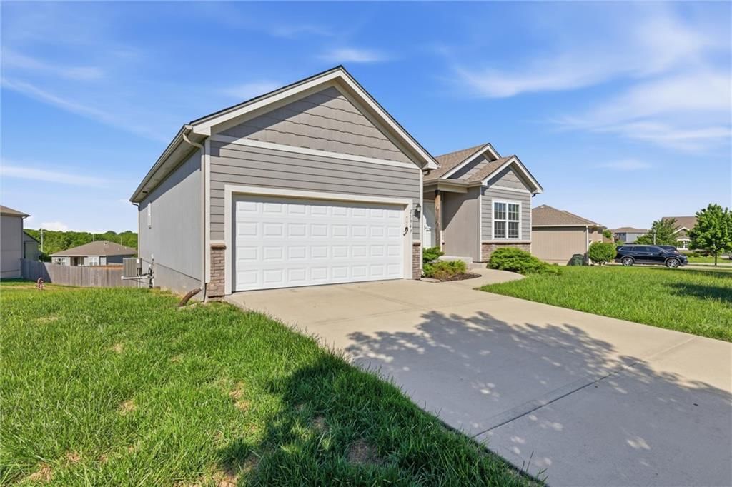 25949 W 142nd Court — photo 4
