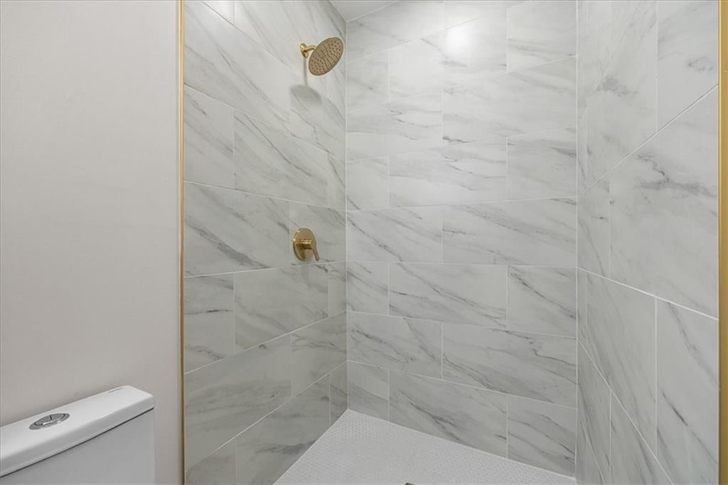 505 NW 82nd Street — photo 12