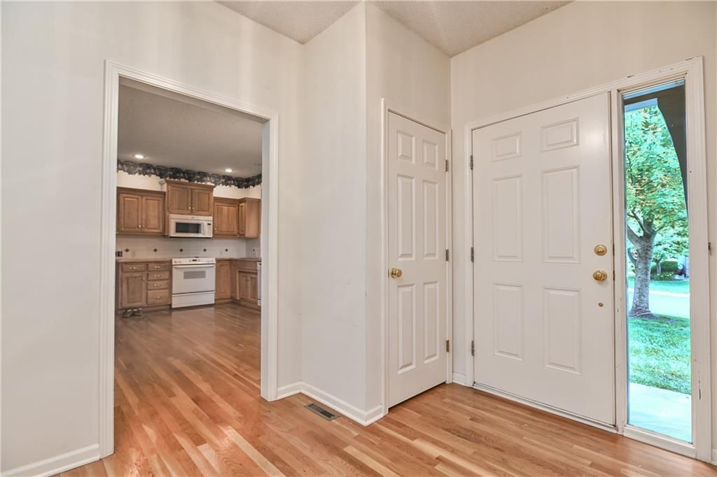 6316 W 145th Street — photo 12
