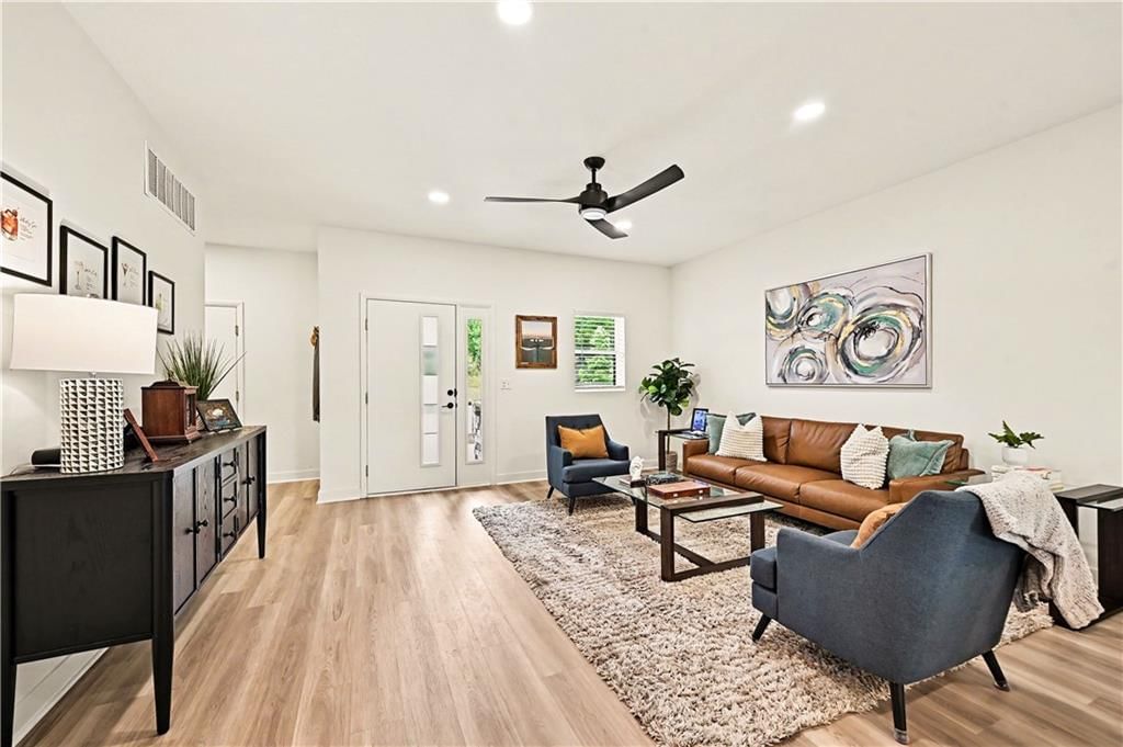 8820 Cortez Street — photo 5