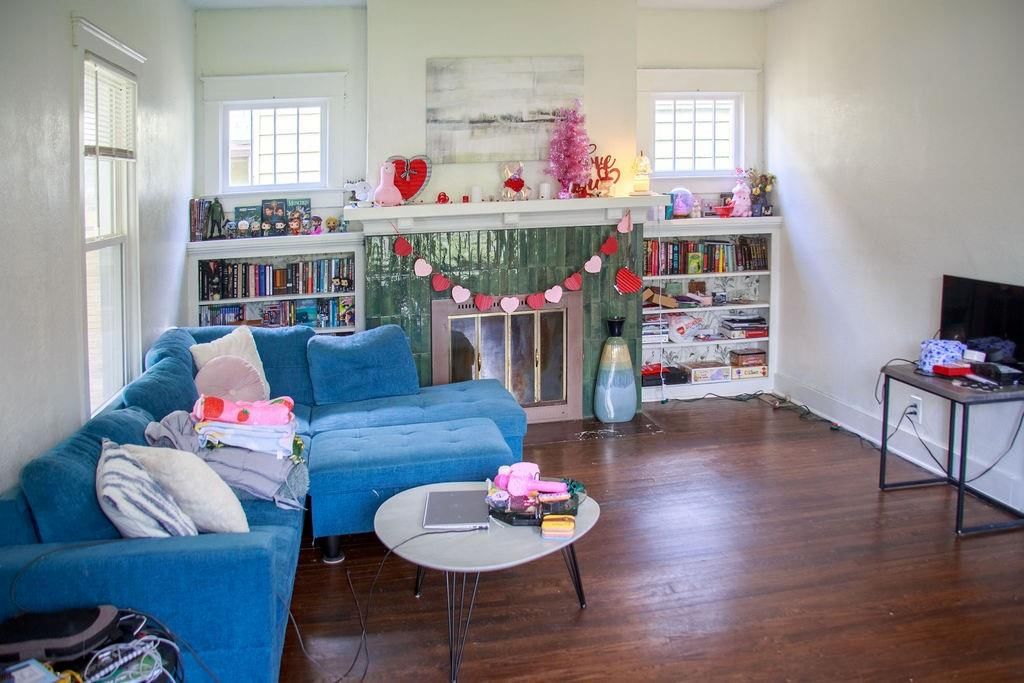 2923 Parkwood Boulevard — photo 4