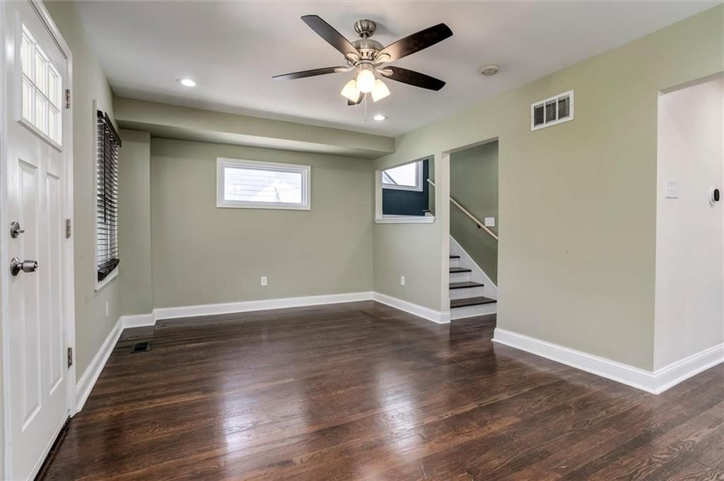 5427 Euclid Avenue — photo 3