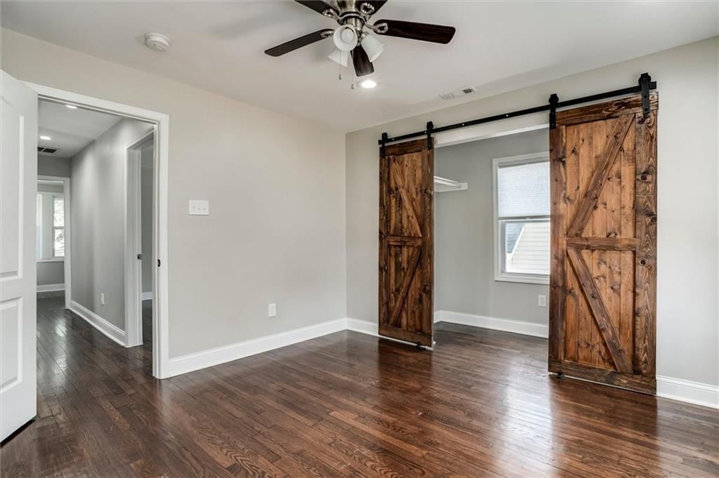 5427 Euclid Avenue — photo 14