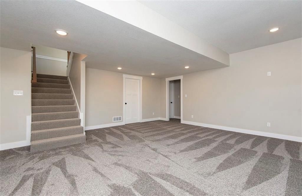 22940 Necole Road — photo 18