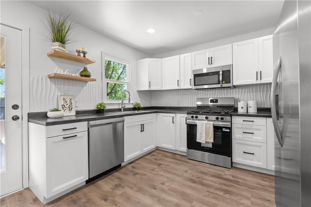 1415 N High Street — photo 9