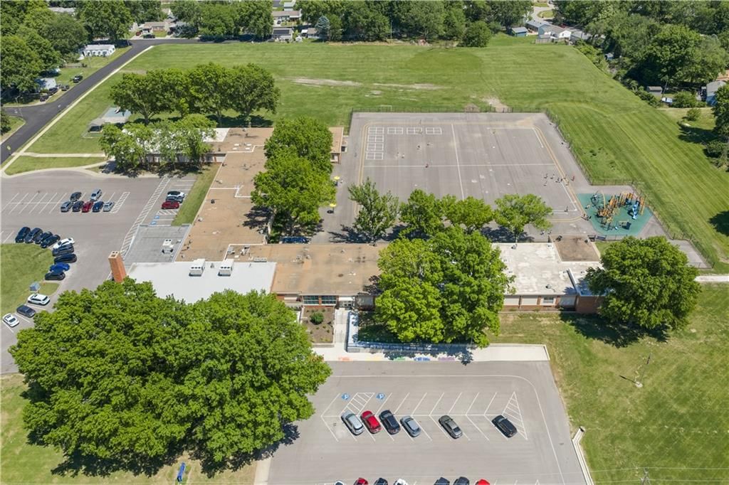 1415 N High Street — photo 30