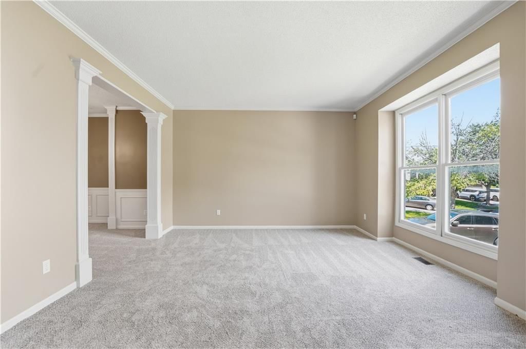 8224 W 123rd Street — photo 4