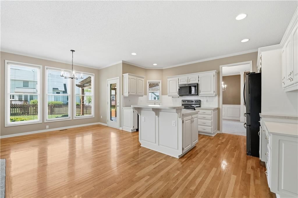 8224 W 123rd Street — photo 15