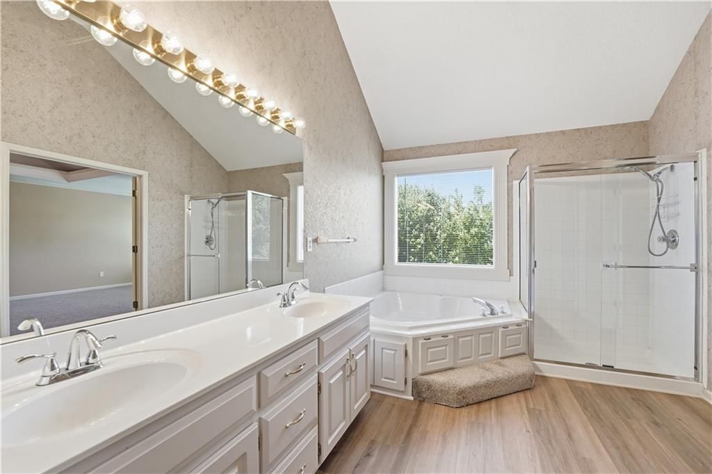 8224 W 123rd Street — photo 32