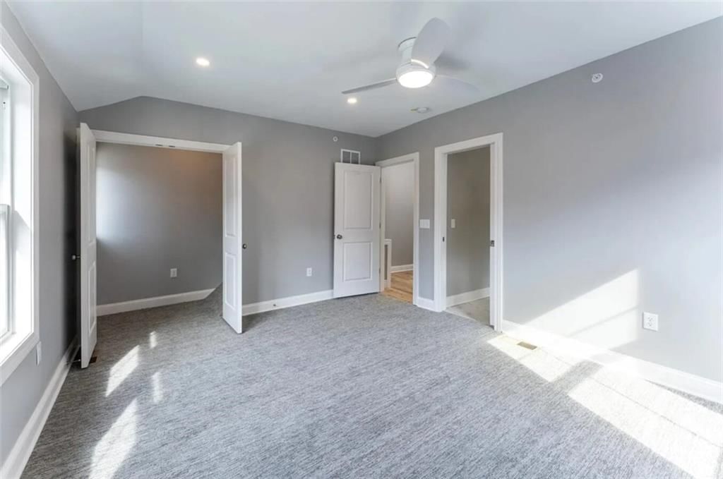 4464 Broadway Boulevard — photo 8