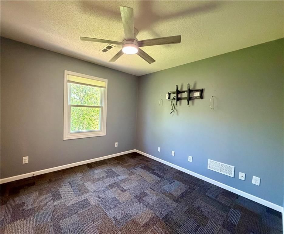 204 NE 6th Street — photo 21