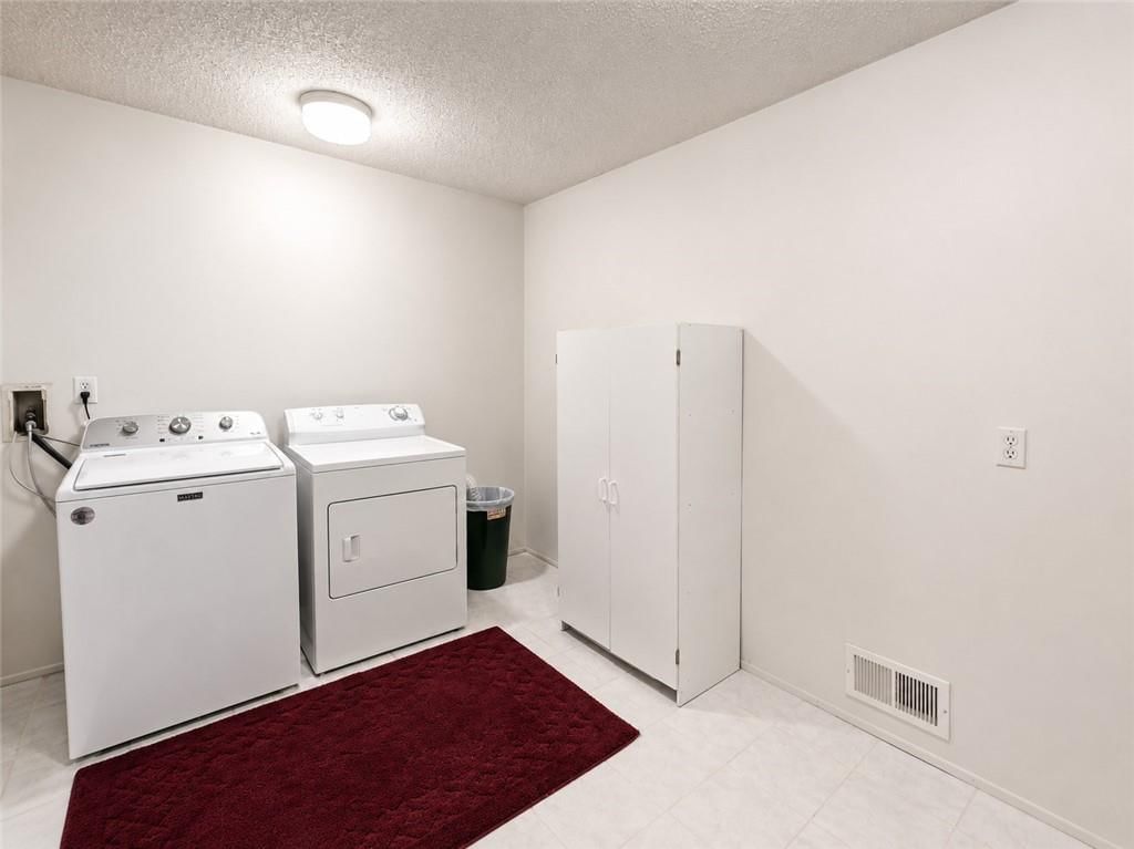 16108 Speaker Avenue — photo 25