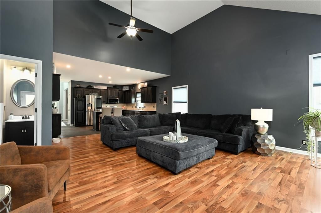 712 S Adams Street — photo 16