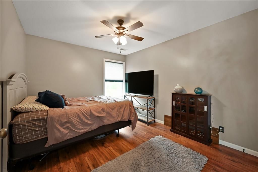 712 S Adams Street — photo 26