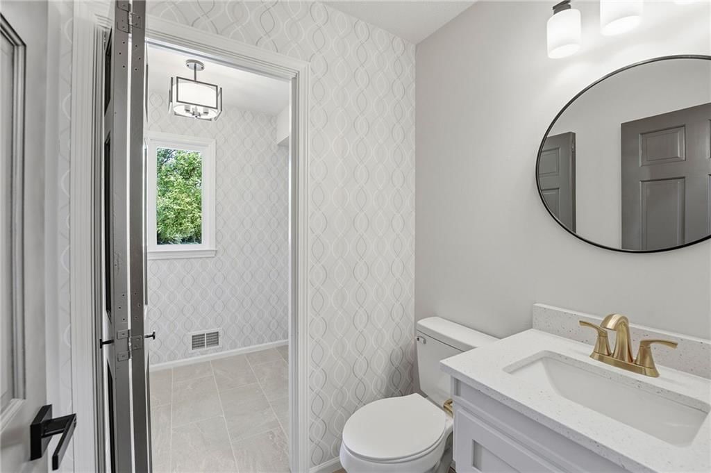 9100 Dearborn Street — photo 11